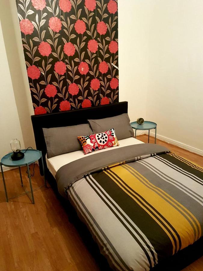 Budget House In Gants Hill Bed and Breakfast Ilford Buitenkant foto