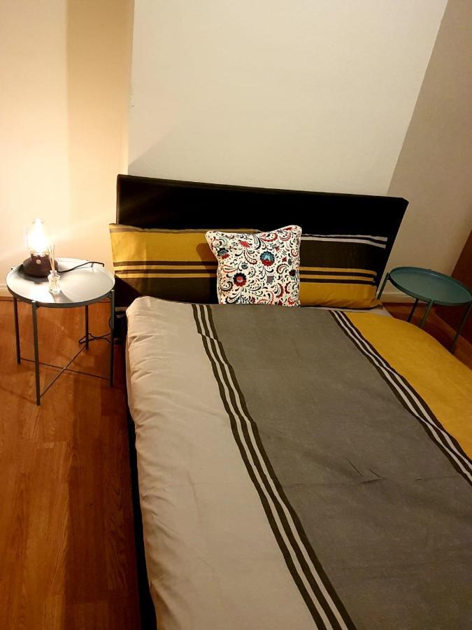 Budget House In Gants Hill Bed and Breakfast Ilford Buitenkant foto